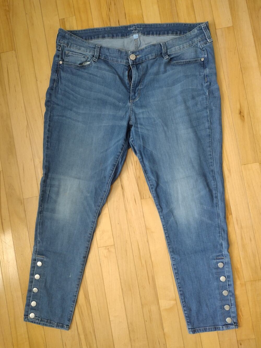 Boutique Plus Womens Plus Size 22W Skinny Jeans Blue Denim Ankle Button Detail